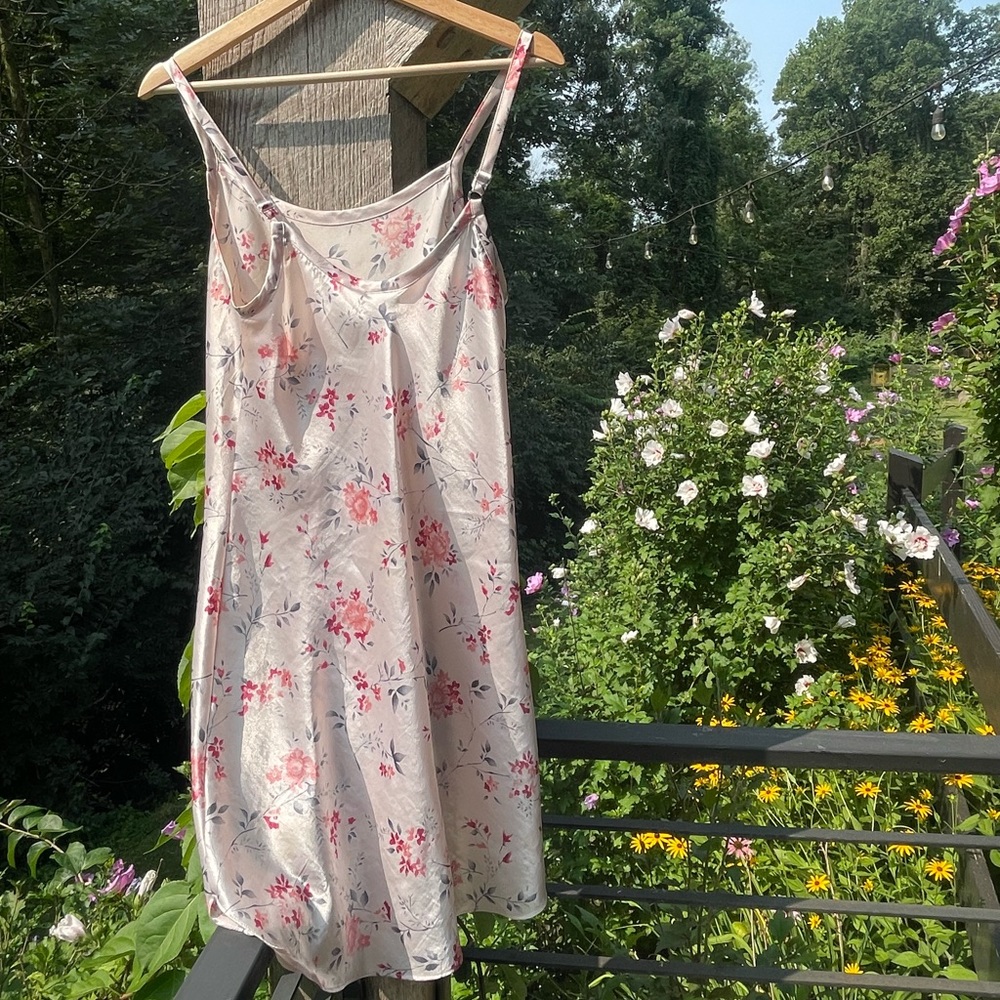 Satin Floral Nightgown - Picture 3 of 5